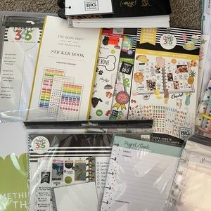 Happy Planneg- planner lot